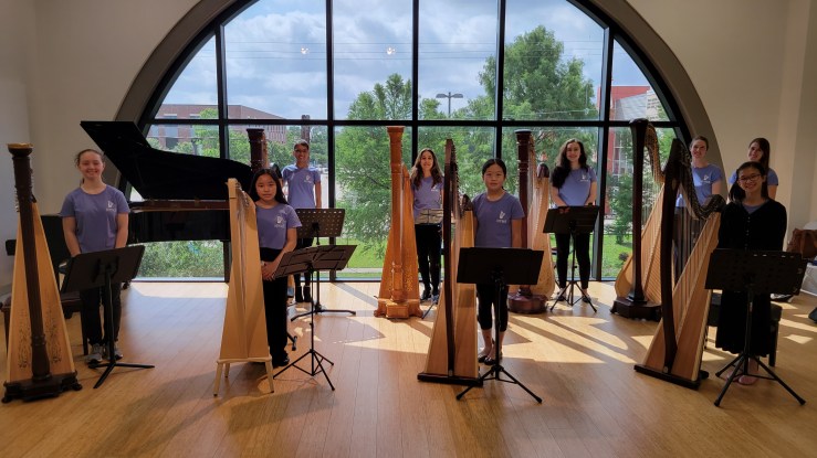 HYHE - concert - group1